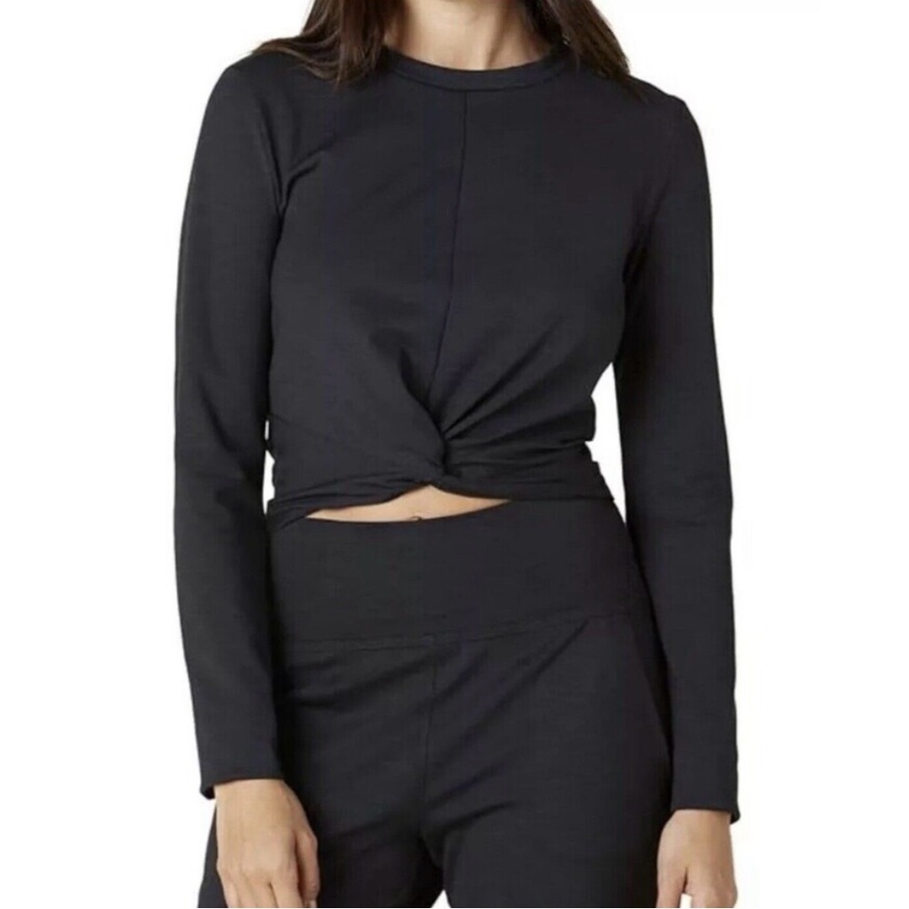 Beyond Yoga Top Twist It Fate Crewneck Long Sleeve Crop Women Size Small  Black